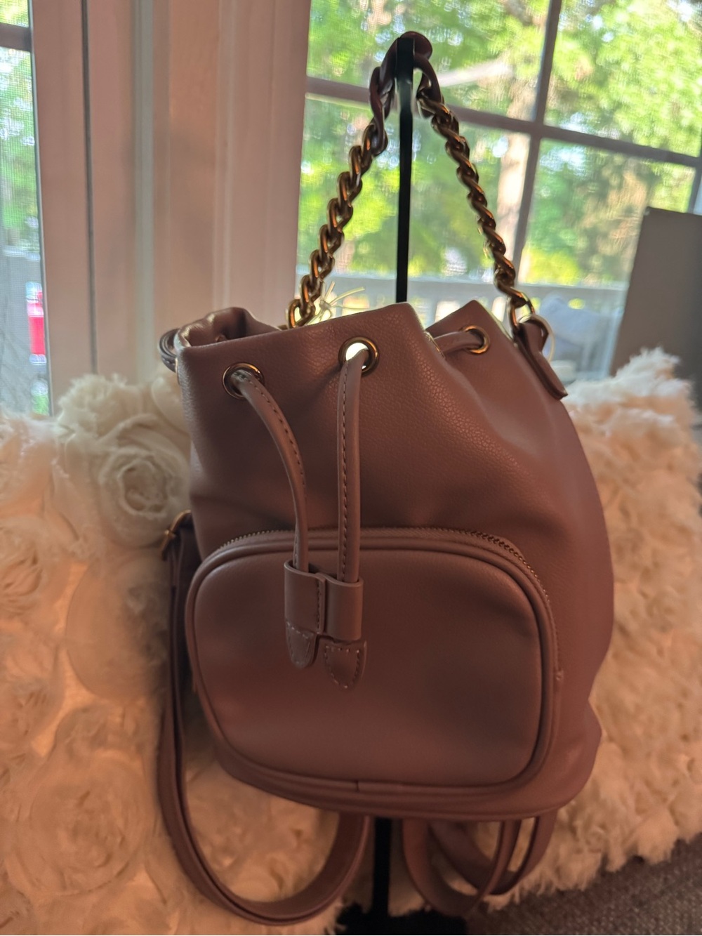 Like Dreams Taupe/Mauve Leather Bucket Bag with Gold Chain & Front Zip Pocket